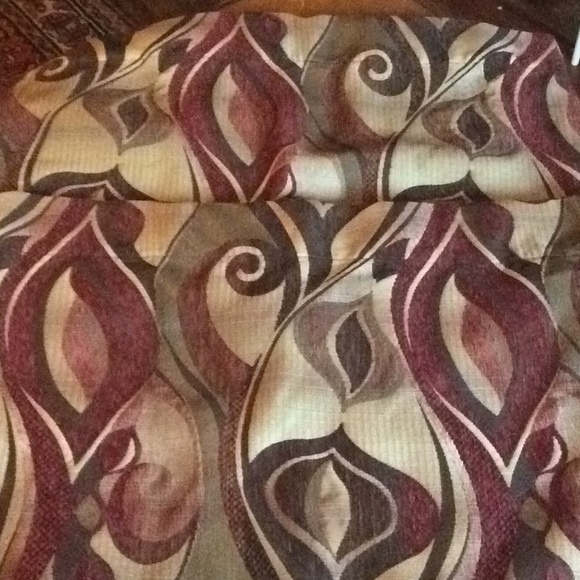 Better Homes & Gardens Georgia Valances (2) - Picture 3 of 4